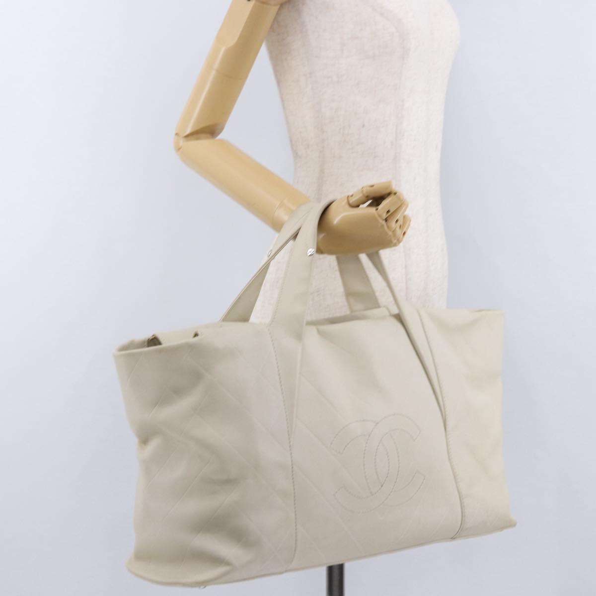 CHANEL Hand Bag Leather Ivory Silver CC Auth 192881
