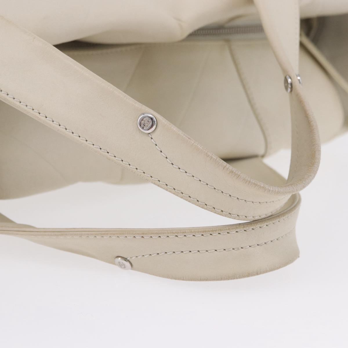 CHANEL Hand Bag Leather Ivory Silver CC Auth 192881