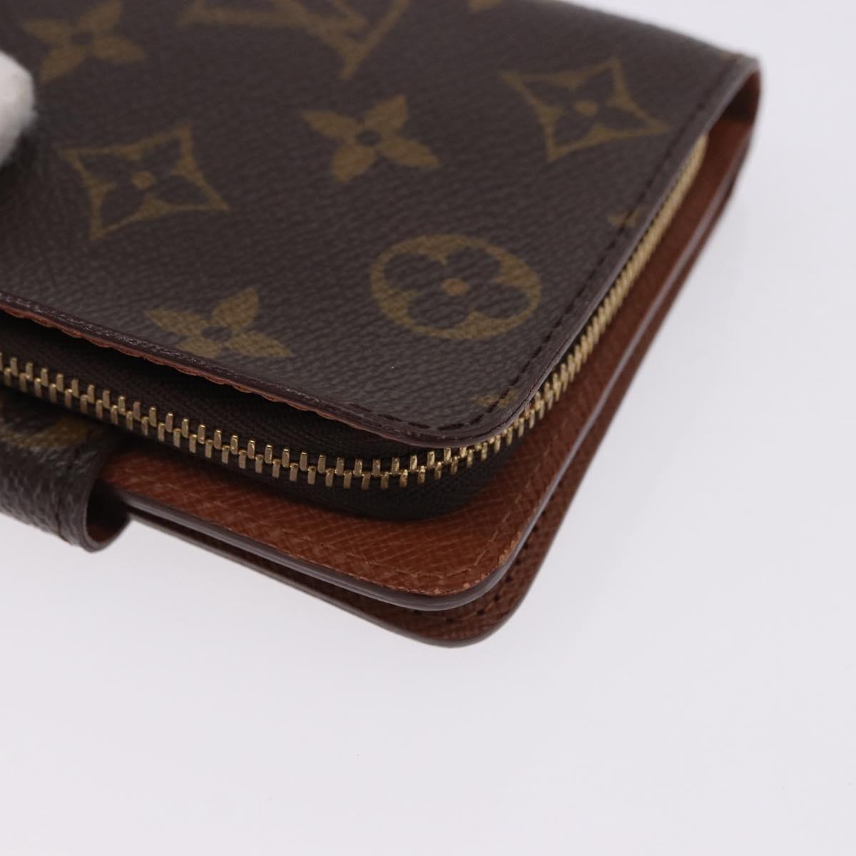 LOUIS VUITTON Monogram Compact Zip Wallet M61667 LV Auth 193020A