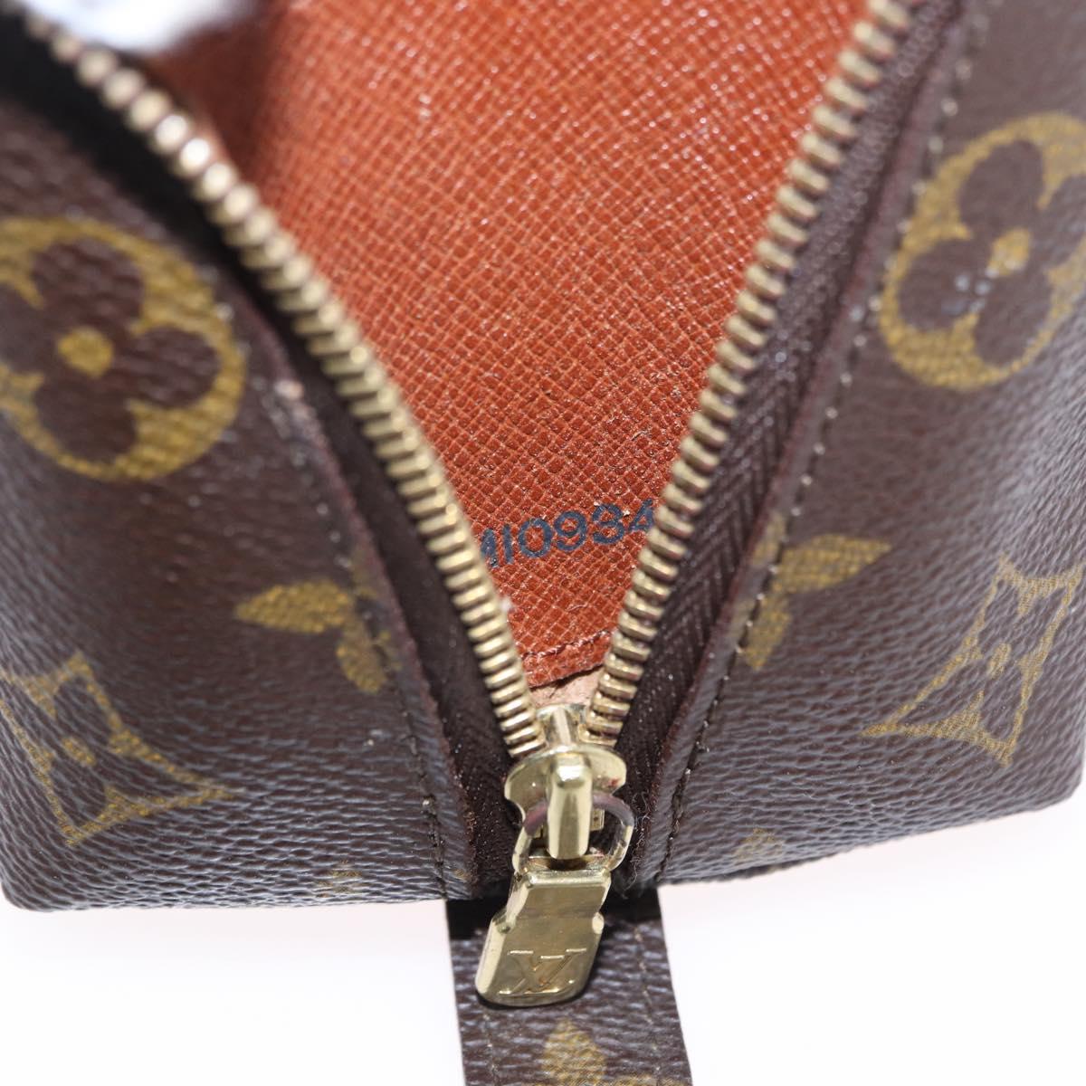 LOUIS VUITTON Monogram Trousse Demi Ronde Cosmetic Pouch M47520 LV Auth 193374