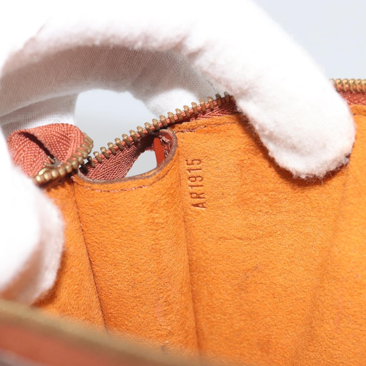 LOUIS VUITTON Epi Pochette Accessoires Pouch Brown M52953 LV Auth 193411