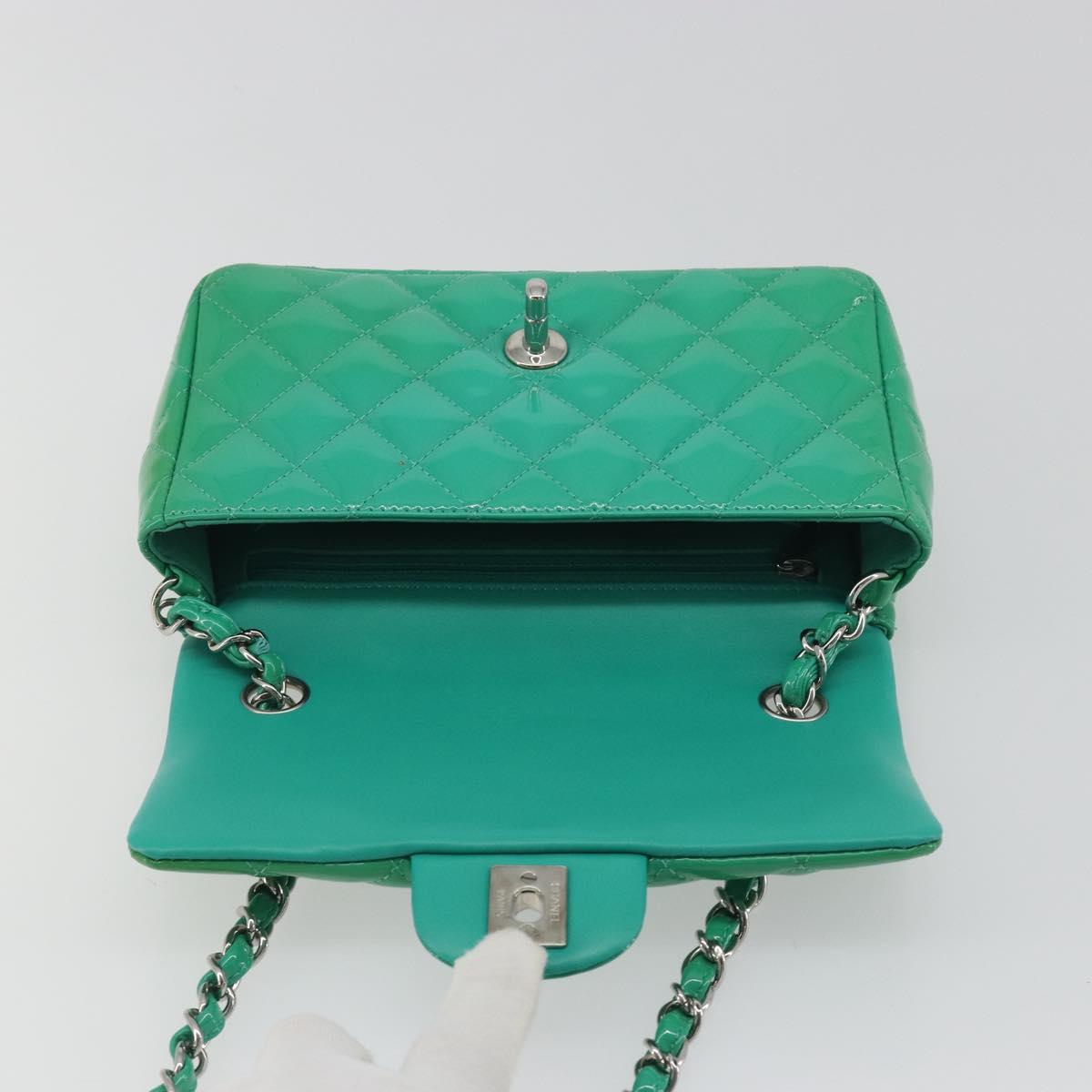CHANEL Chain Matelasse 20 Bag Patent Leather Green Silver CC Auth 193442A