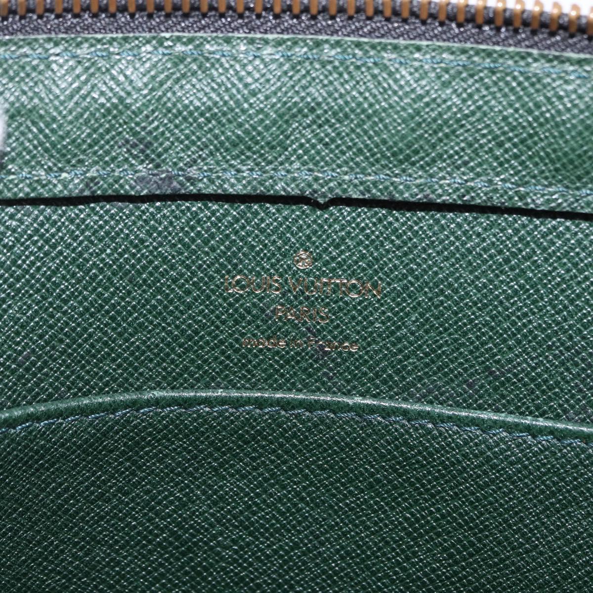 LOUIS VUITTON Taiga Baikal Clutch Bag Epicea M30184 LV Auth 193545A