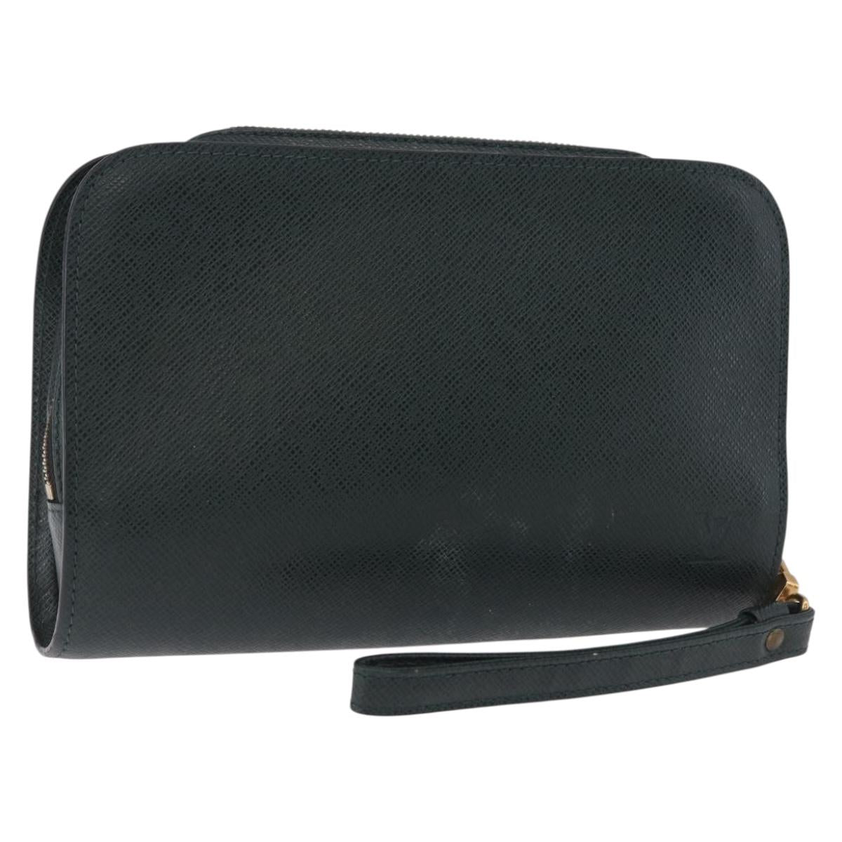 LOUIS VUITTON Taiga Baikal Clutch Bag Epicea M30184 LV Auth 193545A