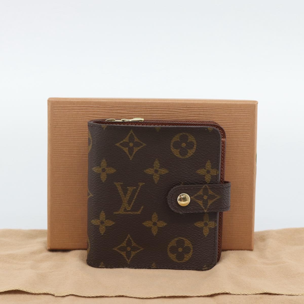 LOUIS VUITTON Monogram Compact Zip Wallet M61667 LV Auth 193591V