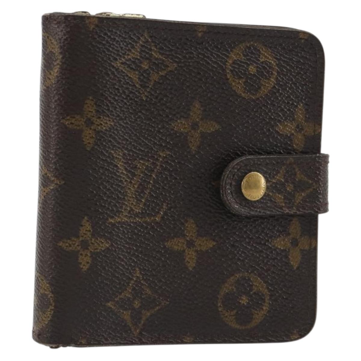 LOUIS VUITTON Monogram Compact Zip Wallet M61667 LV Auth 193592