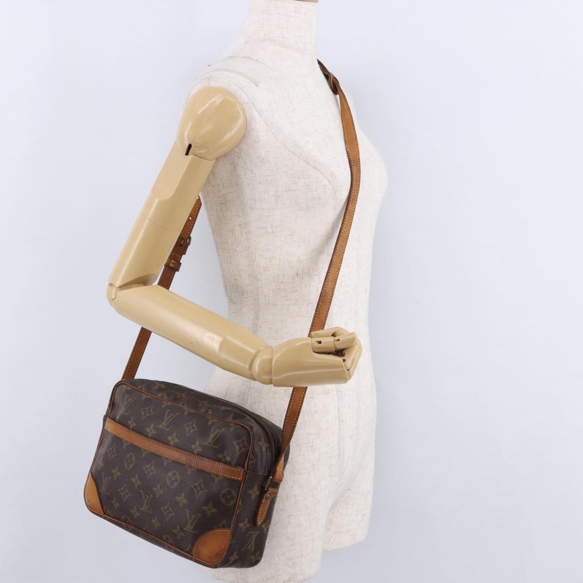 LOUIS VUITTON Monogram Trocadero 27 Shoulder Bag M51274 LV Auth 193842