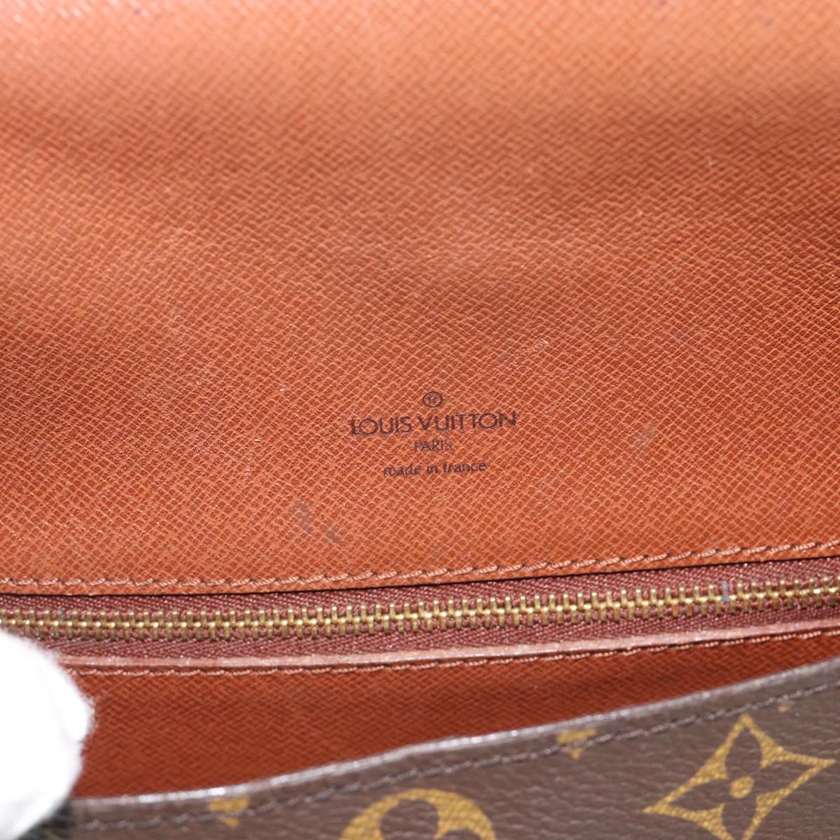 LOUIS VUITTON Monogram Saint Cloud MM Shoulder Bag M51243 LV Auth 193923
