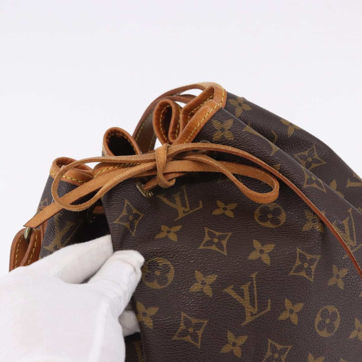 LOUIS VUITTON Monogram Petit Noe Shoulder Bag M42226 LV Auth 193953V