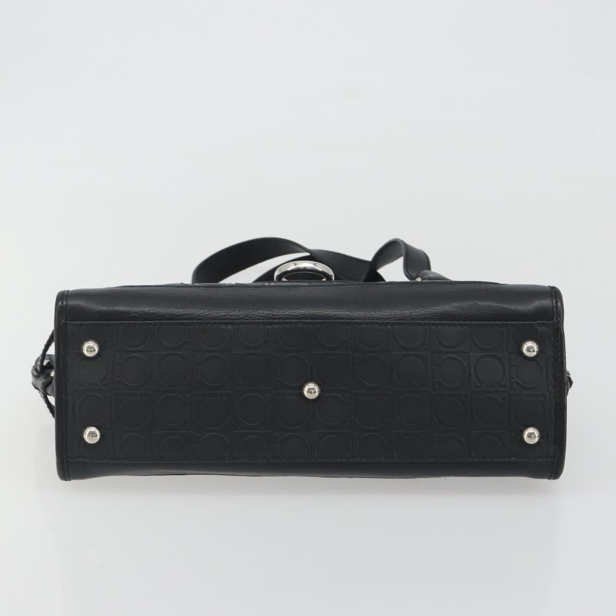 Salvatore Ferragamo Gancini Shoulder Bag Leather Black Silver Auth 193966A