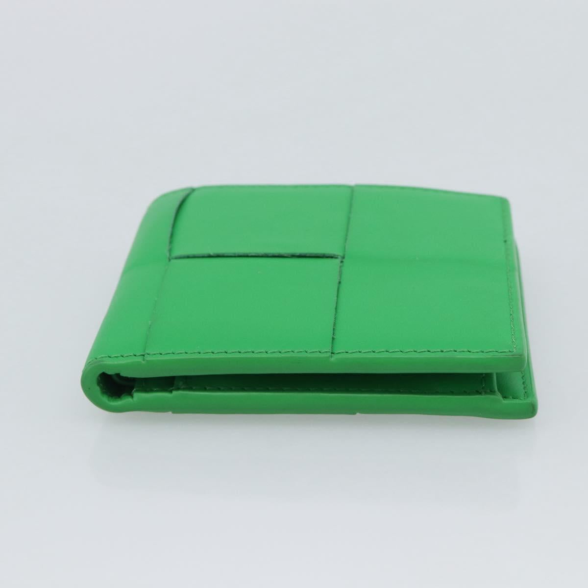 BOTTEGA VENETA MAXI INTRECCIATO Cassette Wallet Leather Green Auth 194056A