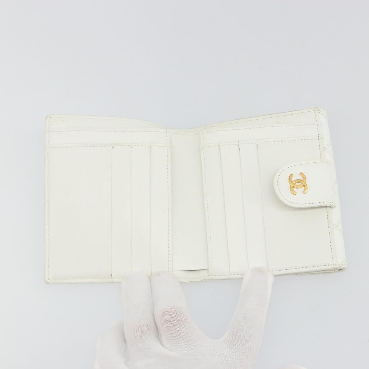 CHANEL Bicolore Bifold Wallet Caviar Skin White Gold Tone CC Auth 194133A