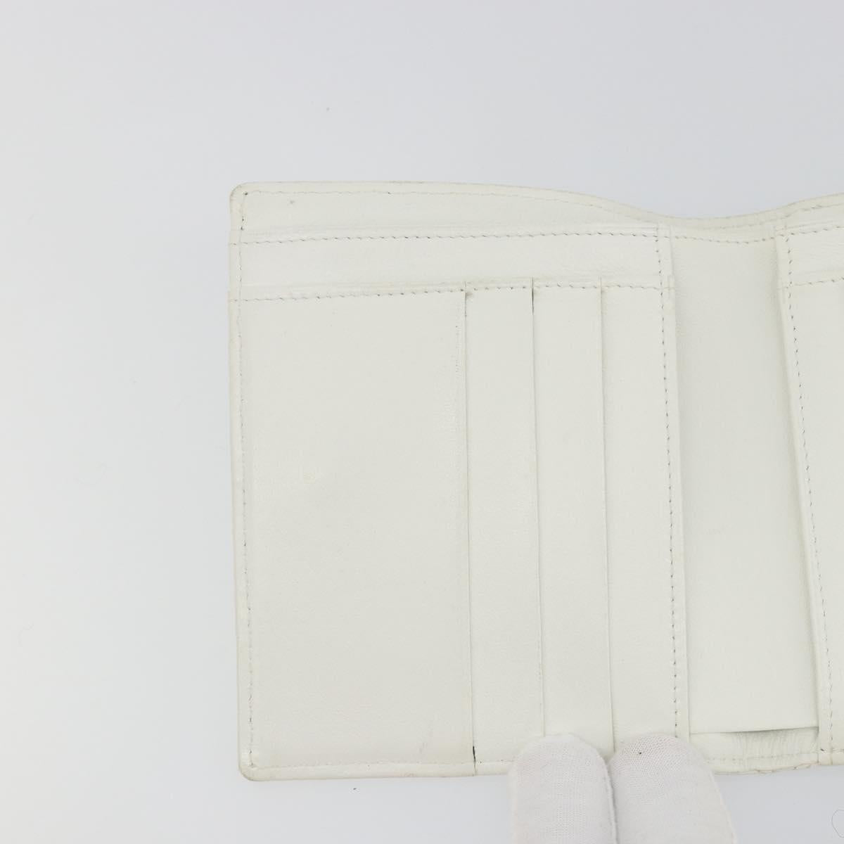 CHANEL Bicolore Bifold Wallet Caviar Skin White Gold Tone CC Auth 194133A