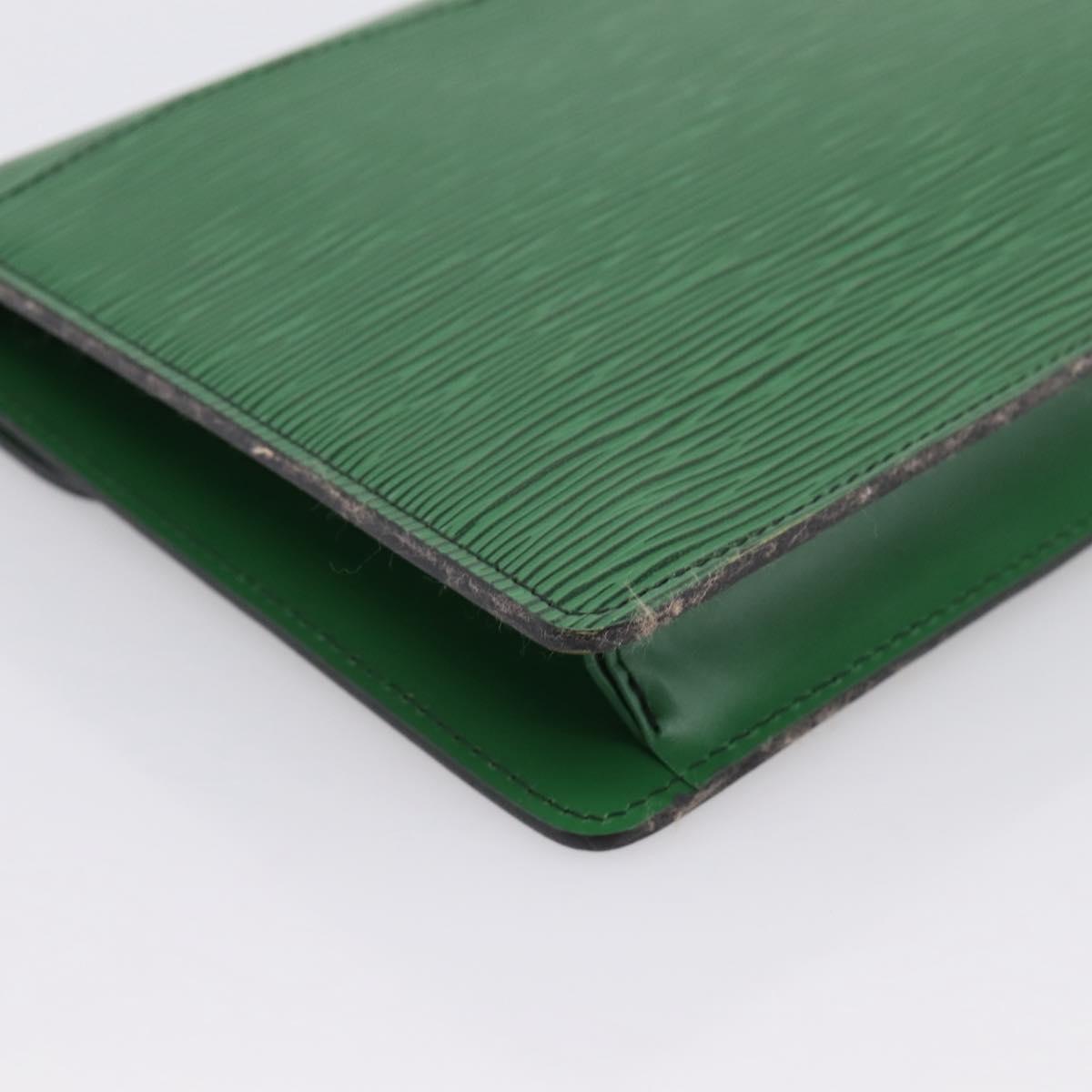 LOUIS VUITTON Epi Montaigne 27 Clutch Bag Green M52654 LV Auth 194230A