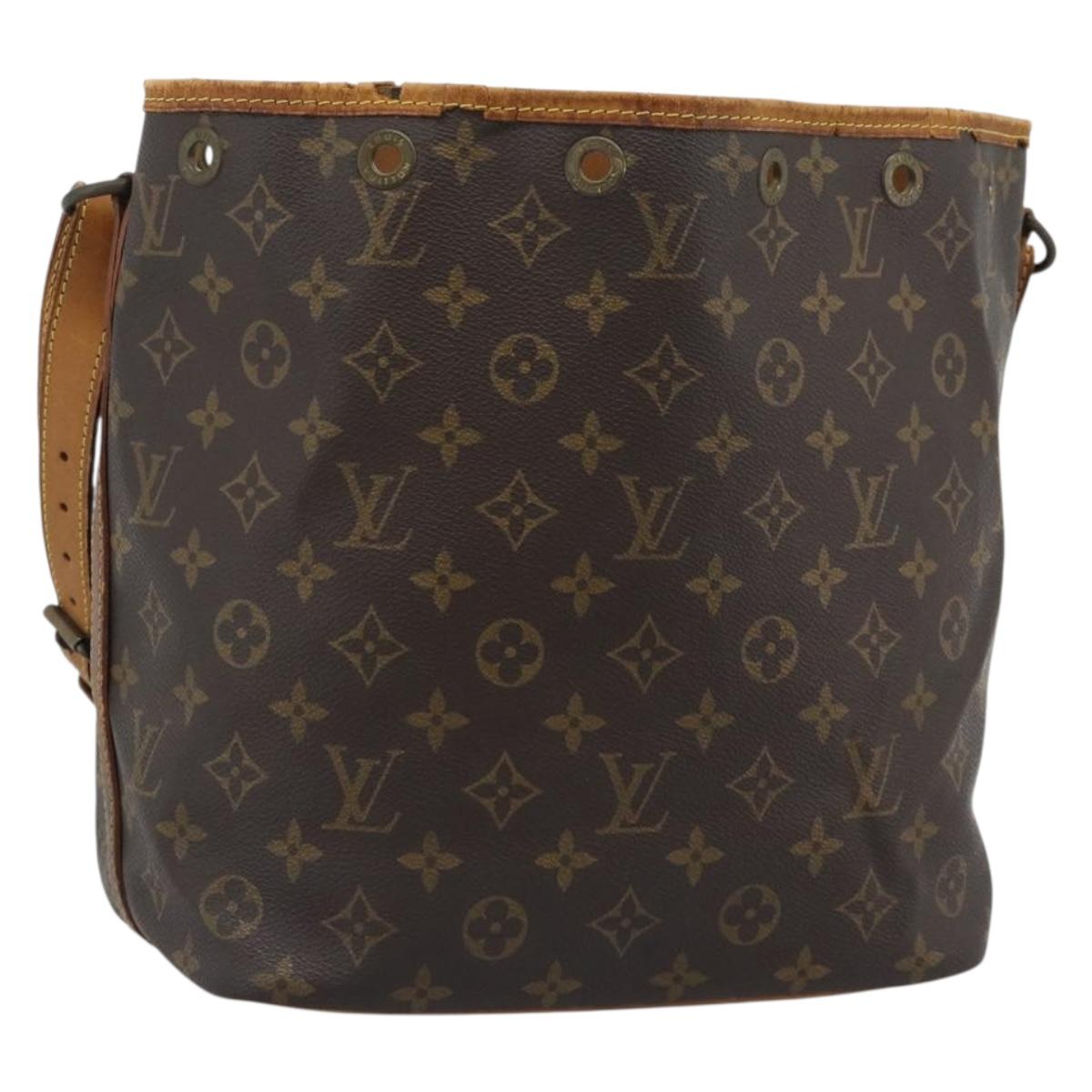 LOUIS VUITTON Monogram Petit Noe Shoulder Bag M42226 LV Auth 194351