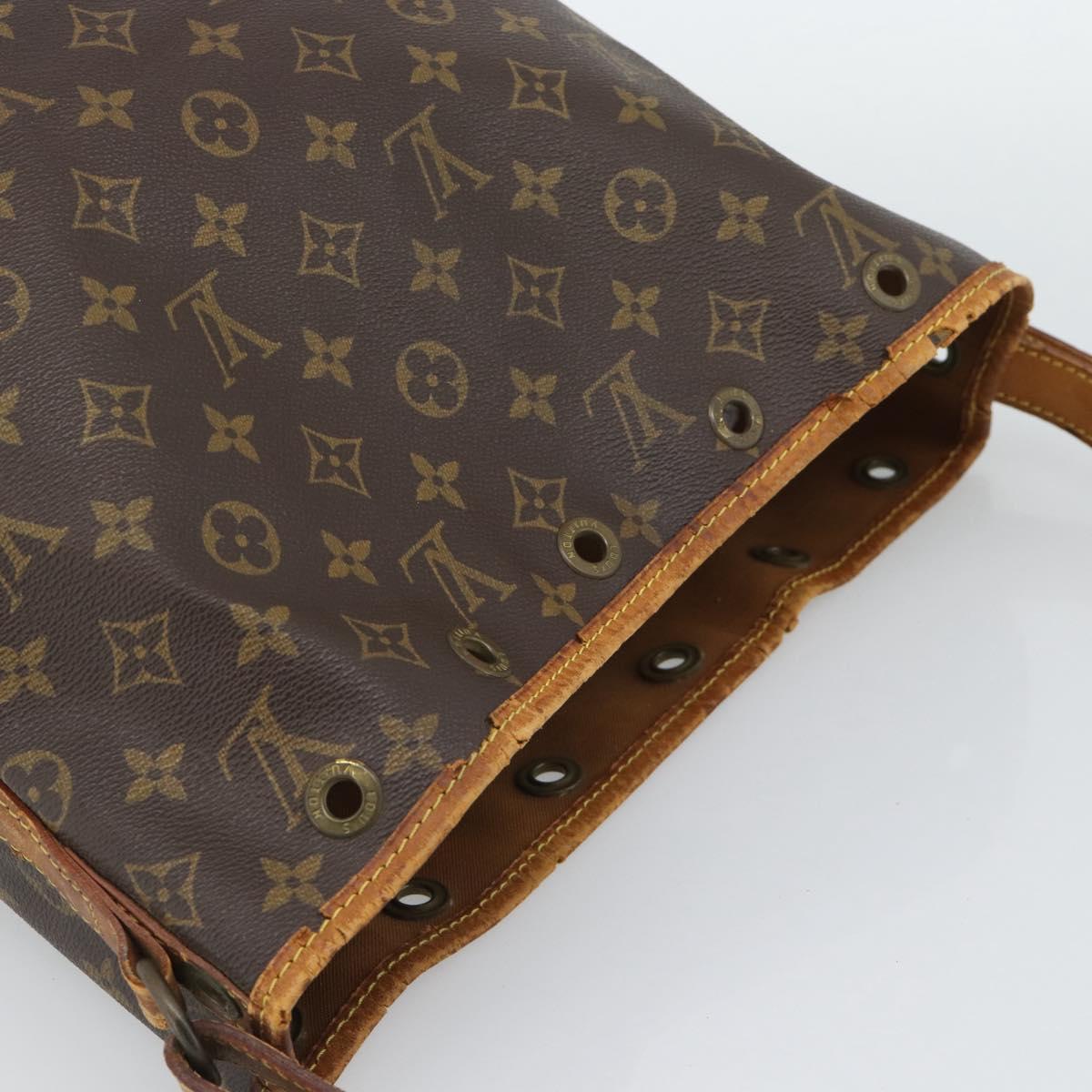 LOUIS VUITTON Monogram Petit Noe Shoulder Bag M42226 LV Auth 194351