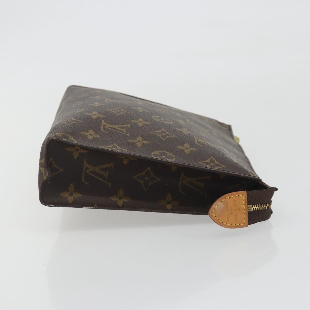 LOUIS VUITTON Monogram Poche Toilette 26 Pouch M47542 LV Auth 194388