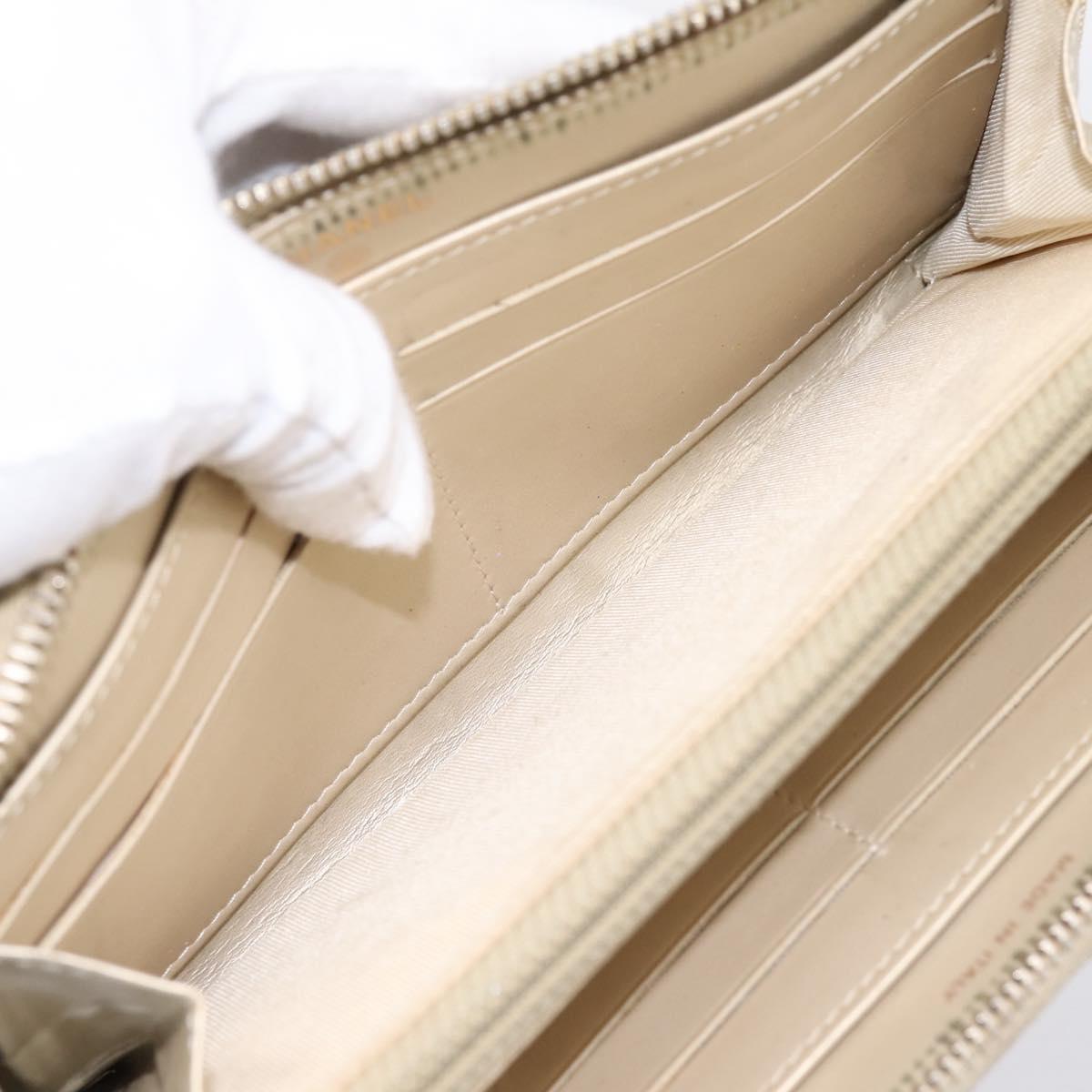 CHANEL Matelasse Long Wallet Lamb Skin Gold CC Auth 194478