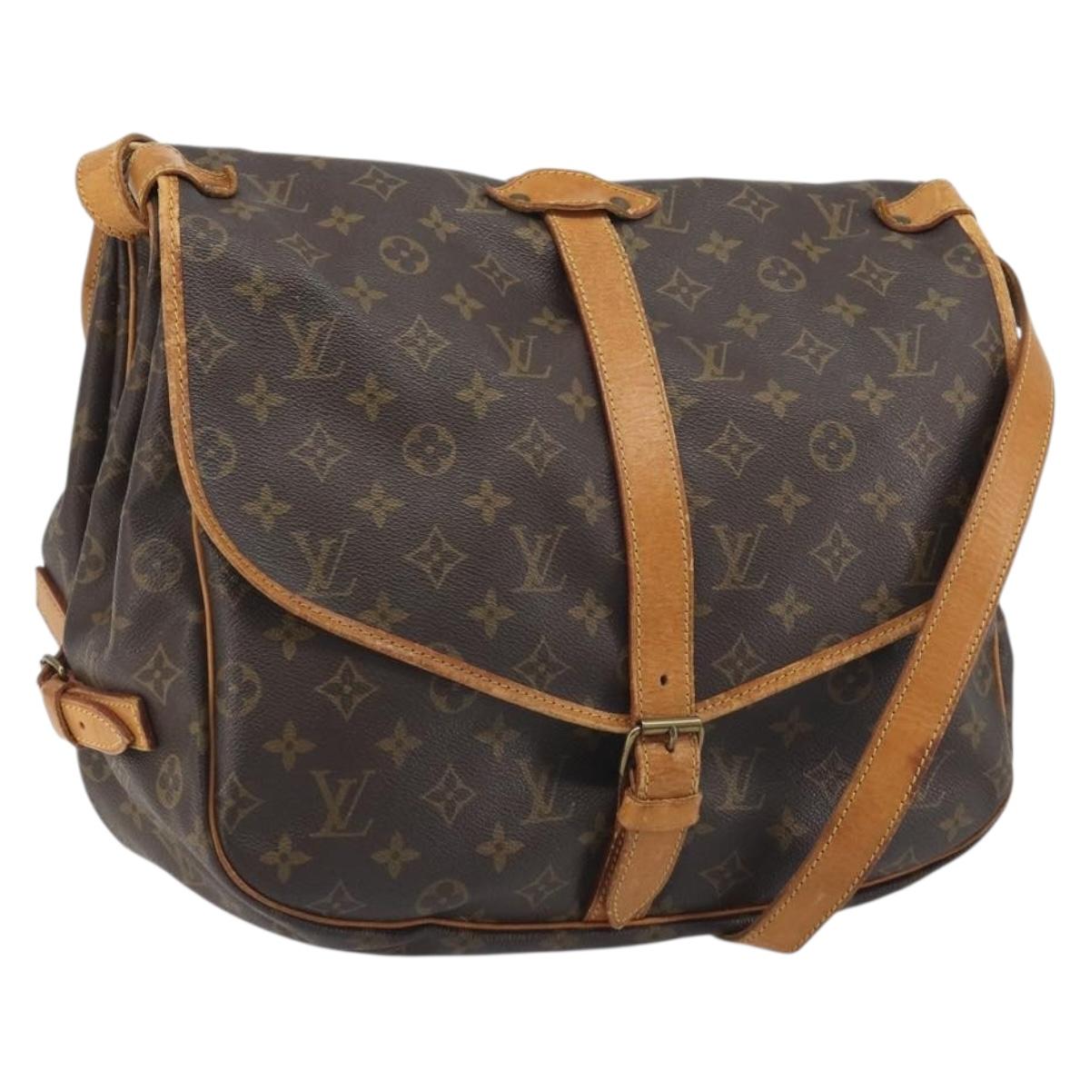 LOUIS VUITTON Monogram Saumur 35 Shoulder Bag M42254 LV Auth 194554