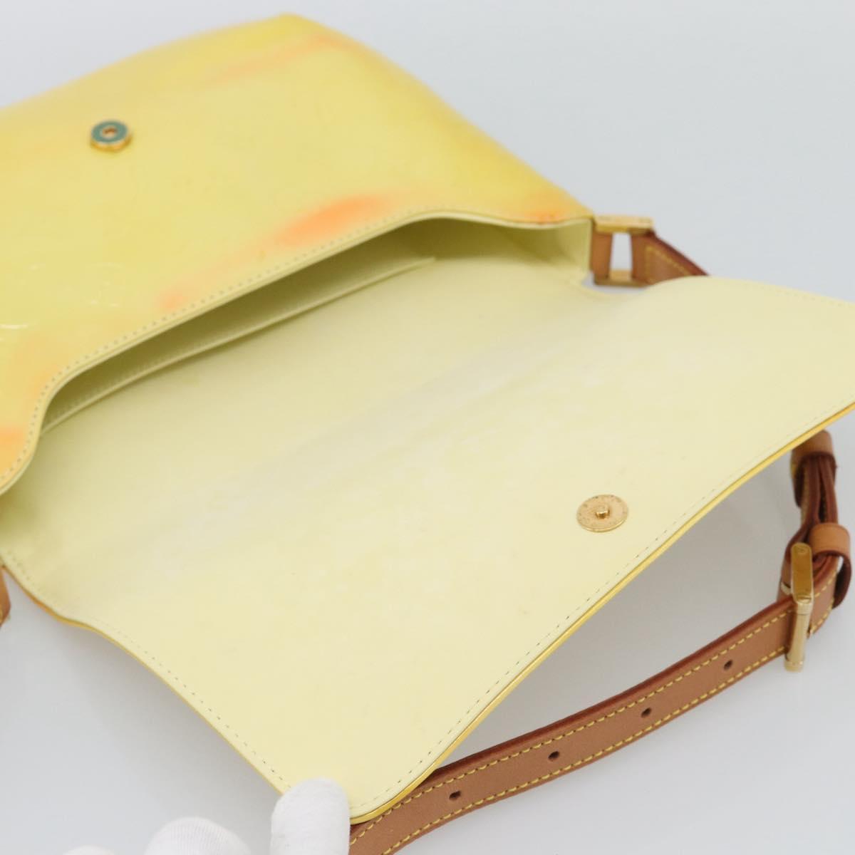 LOUIS VUITTON Monogram Vernis Thompson Street Bag Lime Yellow M91071 Auth 194603