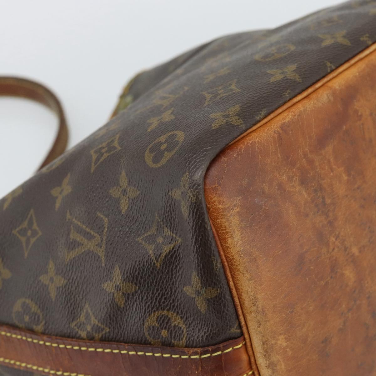 LOUIS VUITTON Monogram Petit Noe Shoulder Bag M42226 LV Auth 194644