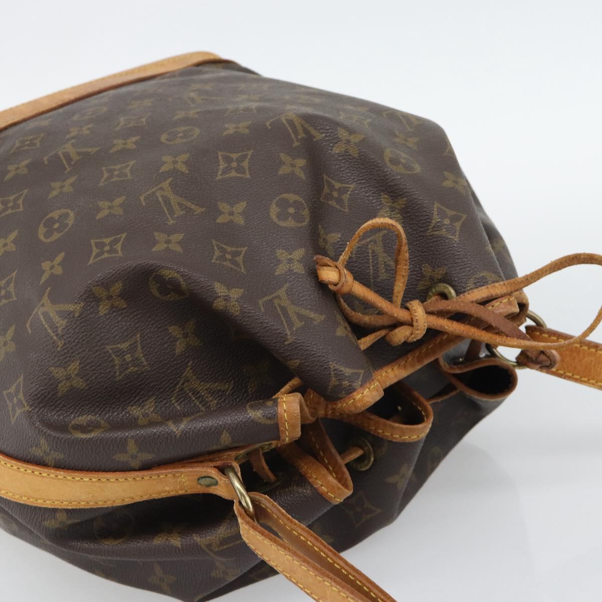 LOUIS VUITTON Monogram Noe Shoulder Bag M42224 LV Auth 194654