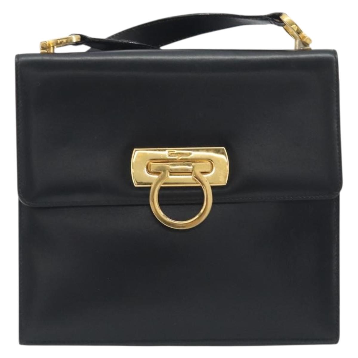 Salvatore Ferragamo Gancini Shoulder Bag Leather Black Gold Auth 194666
