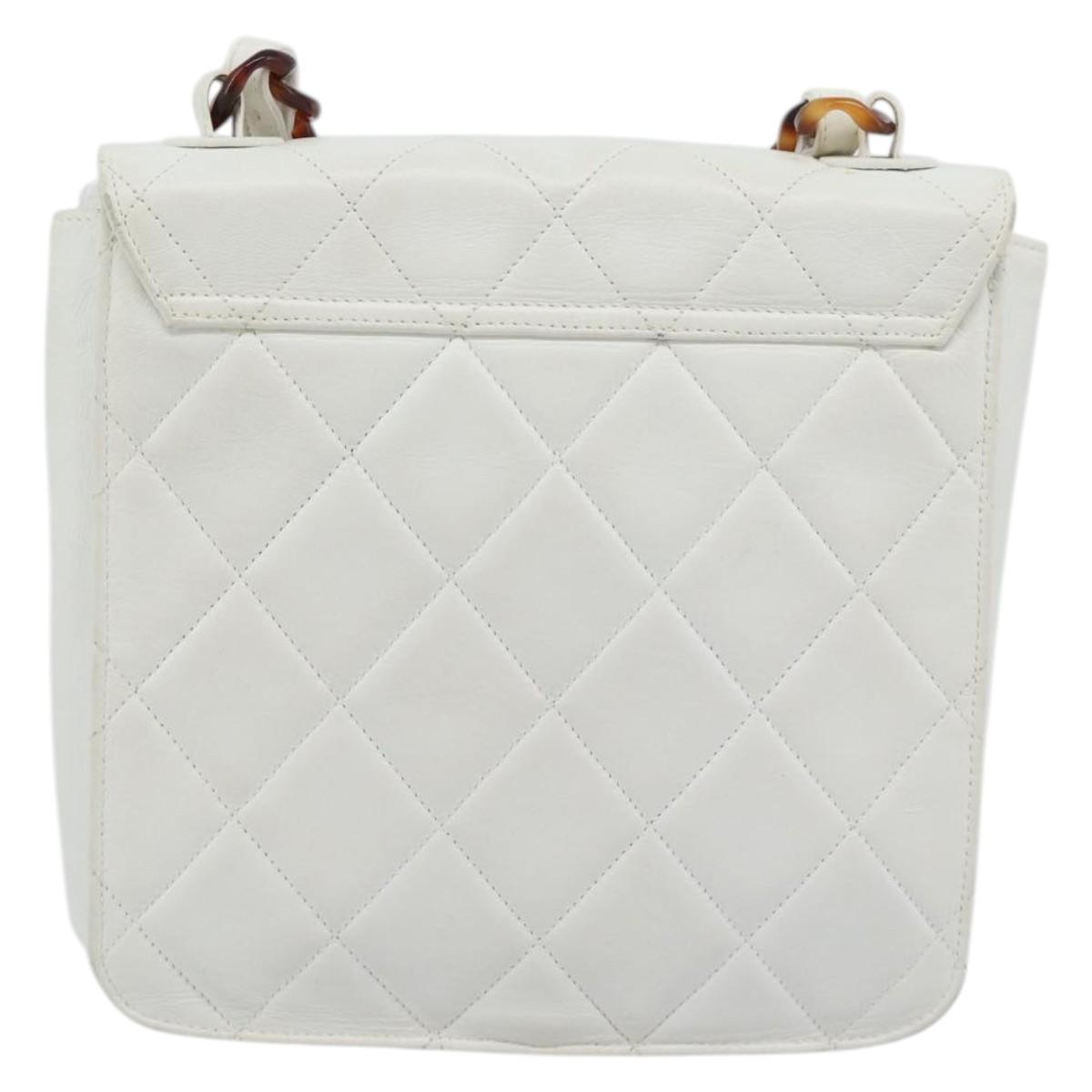 CHANEL Matelasse Chain Shoulder Bag Lamb Skin White CC Auth 194671V