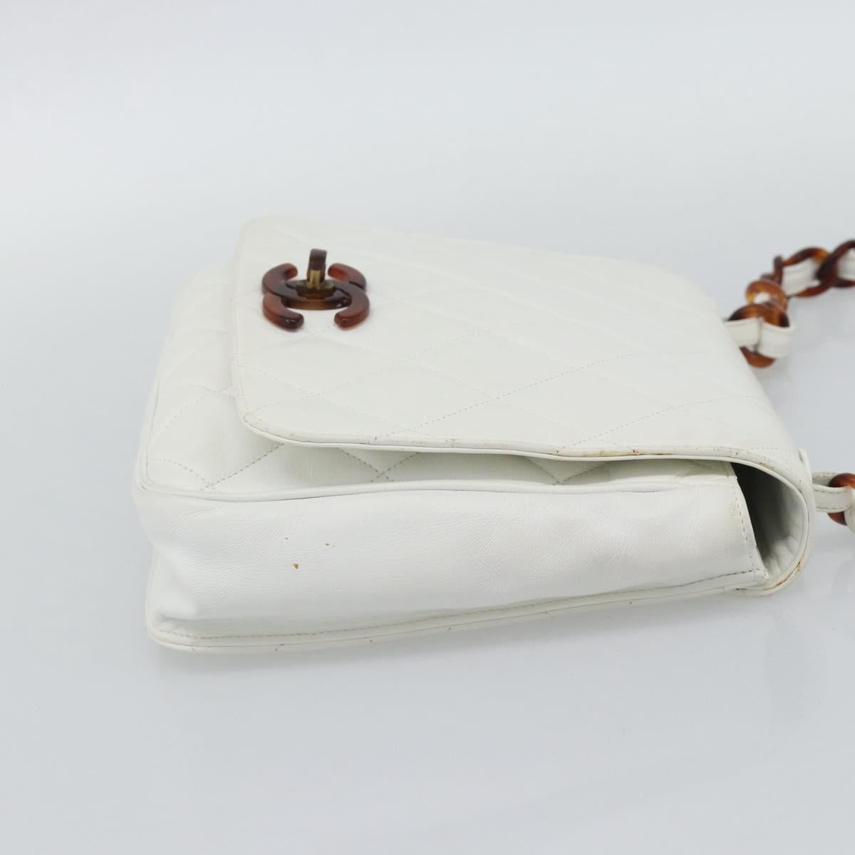 CHANEL Matelasse Chain Shoulder Bag Lamb Skin White CC Auth 194671V