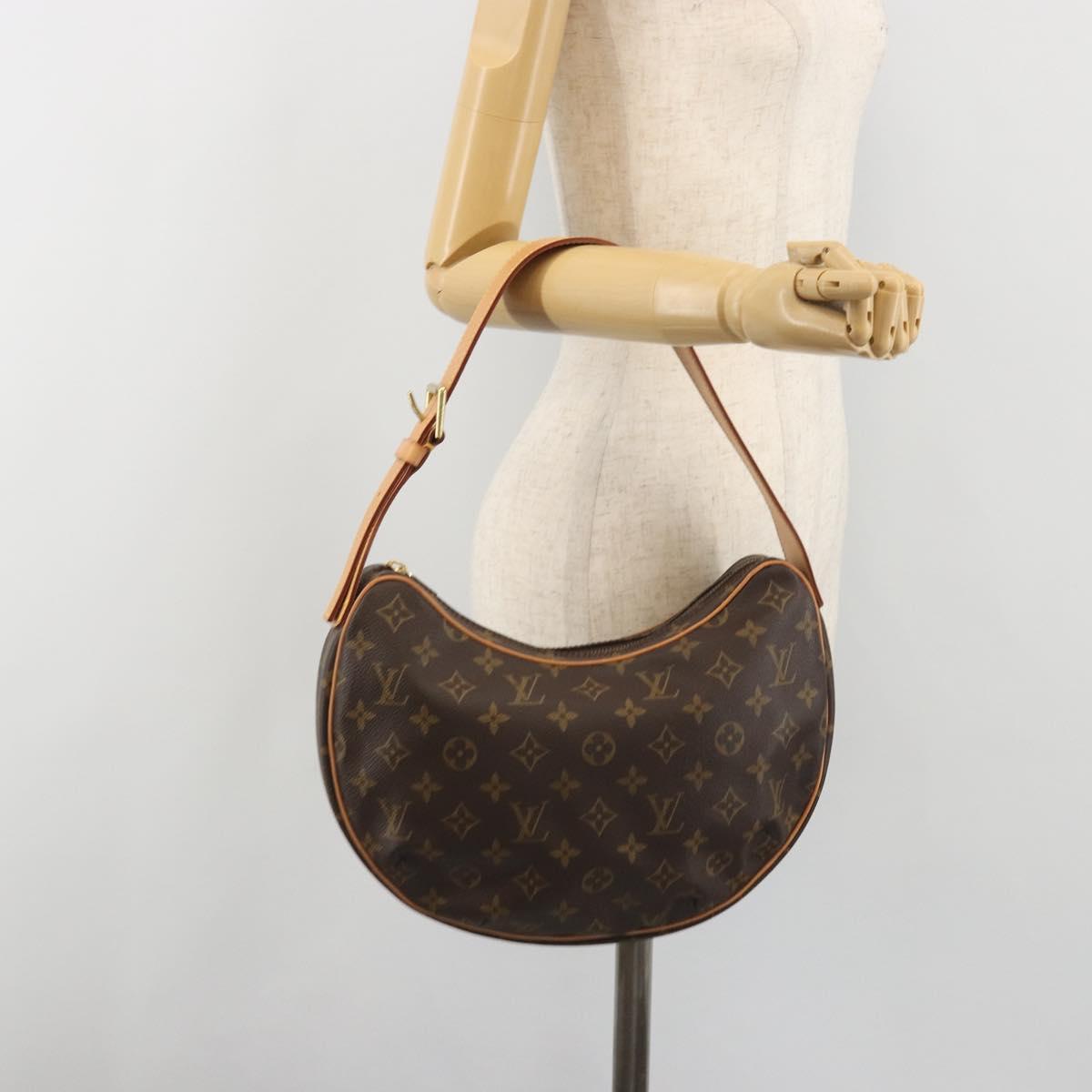 LOUIS VUITTON Monogram Croissant MM Shoulder Bag M51512 LV Auth 194753SAV