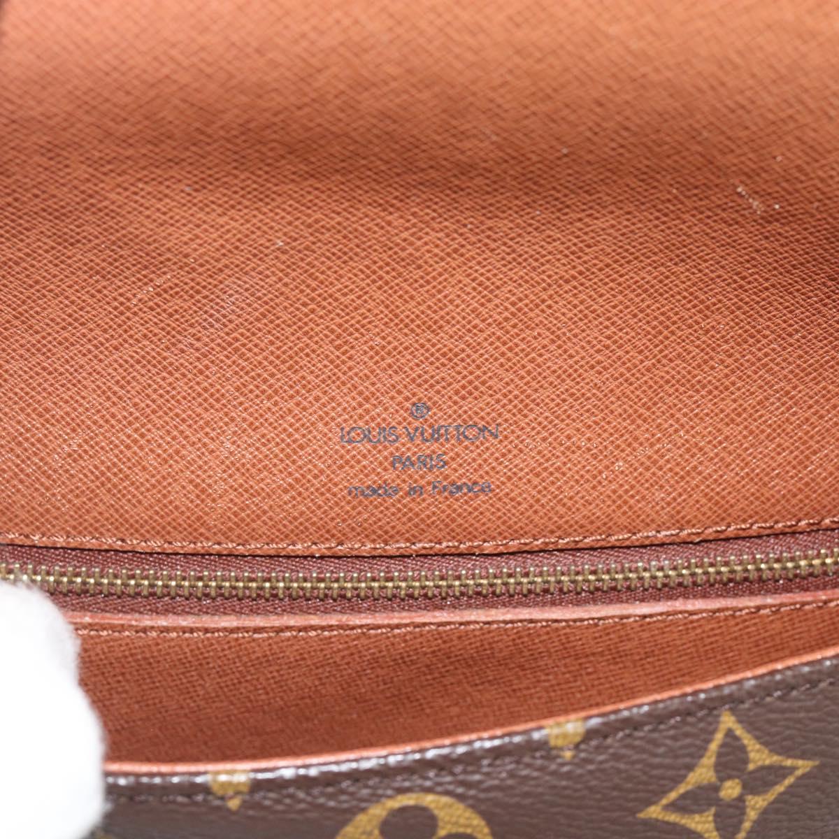 LOUIS VUITTON Monogram Saint Cloud MM Shoulder Bag M51243 LV Auth 194772