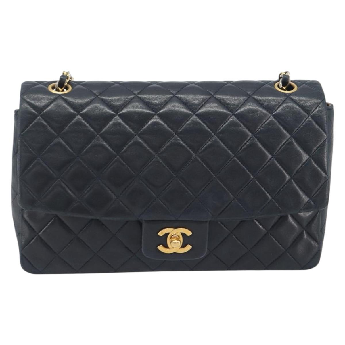CHANEL Matelasse Chain Shoulder Bag Lamb Skin Navy Gold CC Auth 194776A