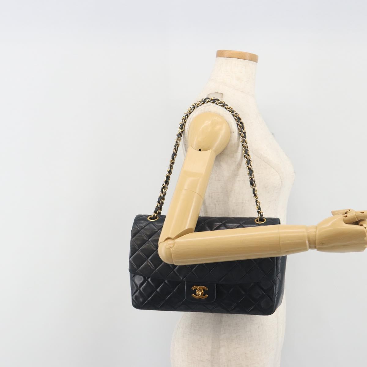 CHANEL Matelasse Chain Shoulder Bag Lamb Skin Navy Gold CC Auth 194776A
