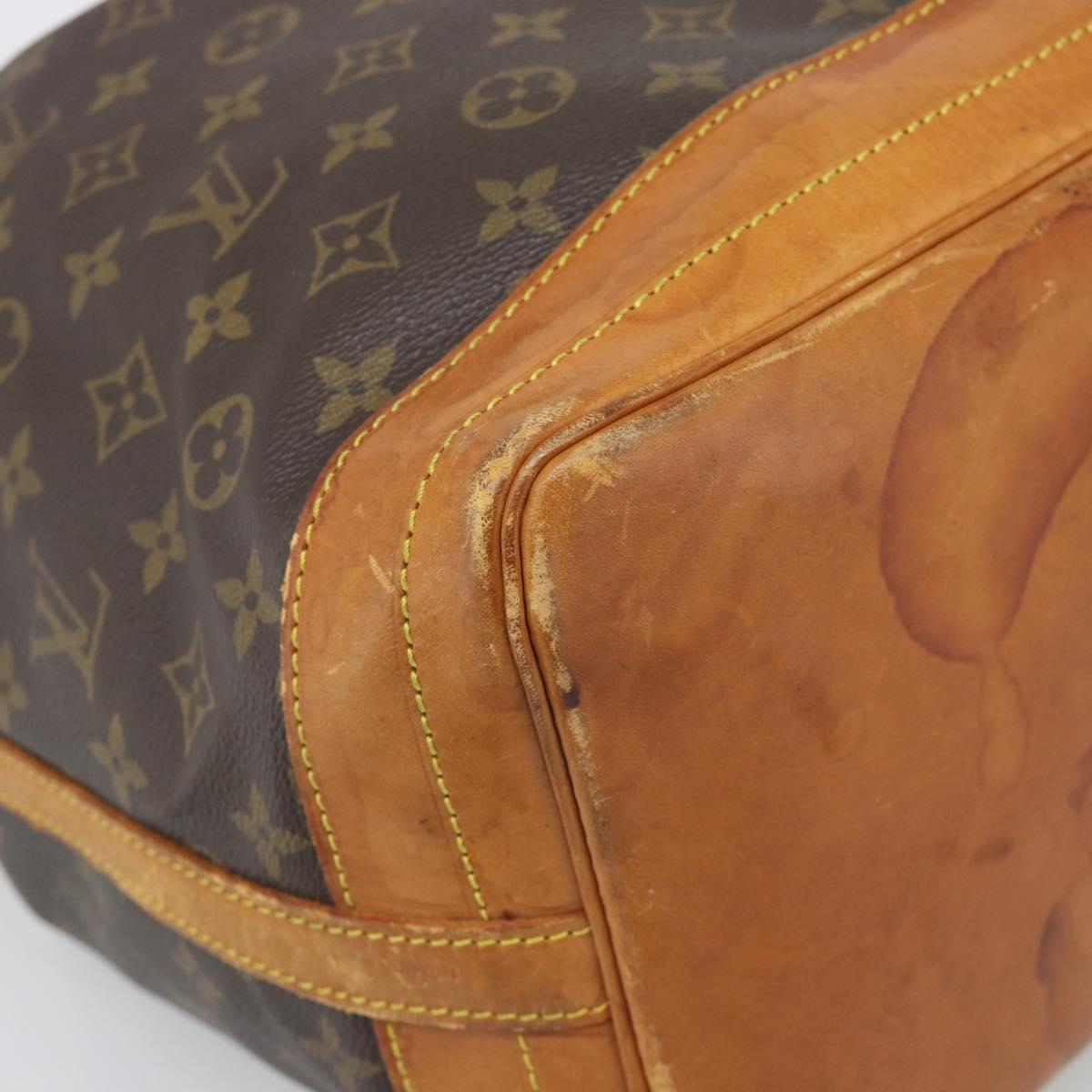 LOUIS VUITTON Monogram Petit Noe Shoulder Bag M42226 LV Auth 194837