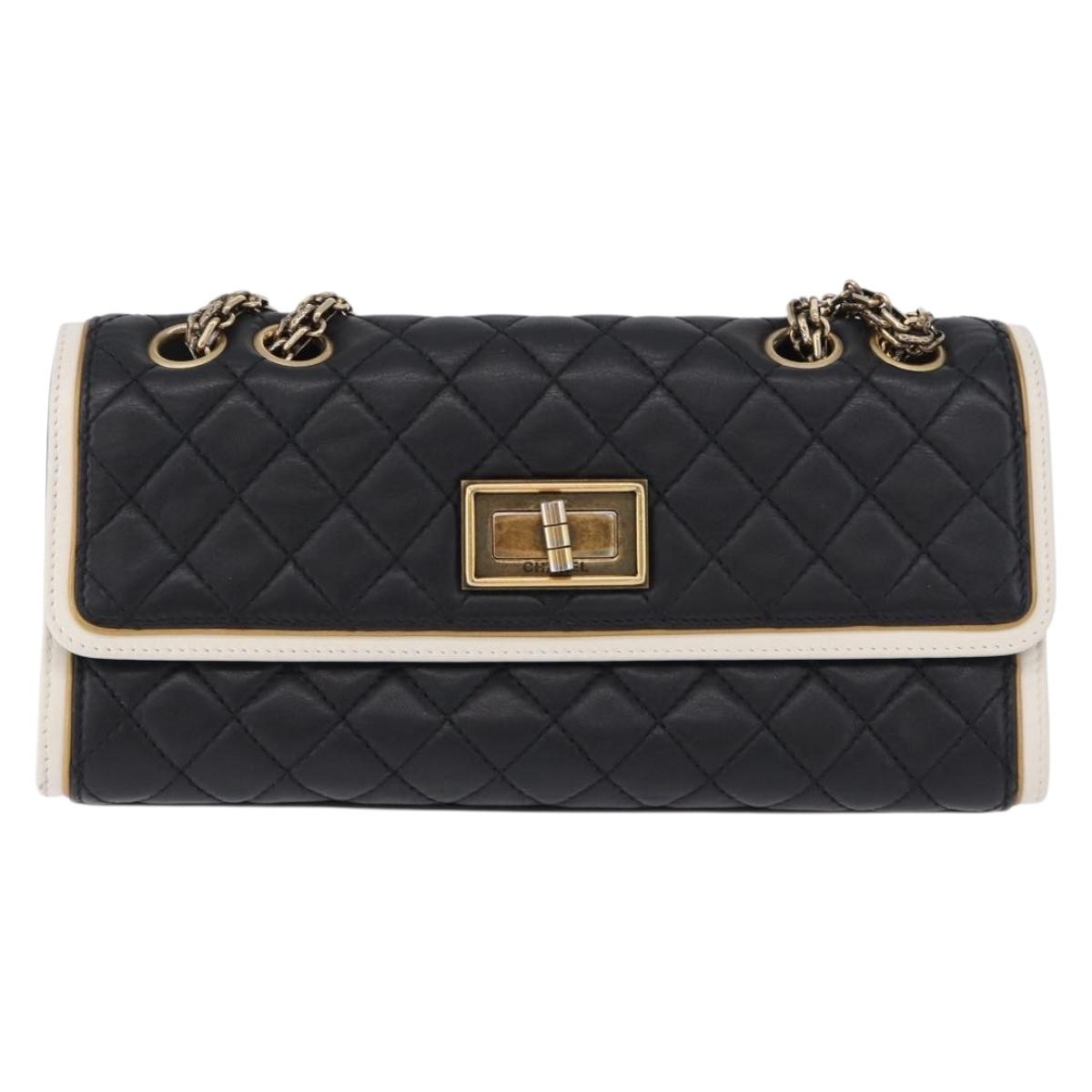 CHANEL Chain Matelasse 2.55 Shoulder Bag Lamb Skin Black Gold CC Auth 194876V