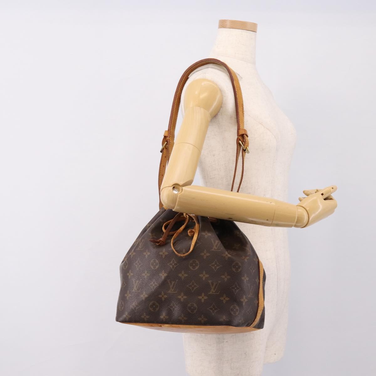LOUIS VUITTON Monogram Petit Noe Shoulder Bag M42226 LV Auth 194912