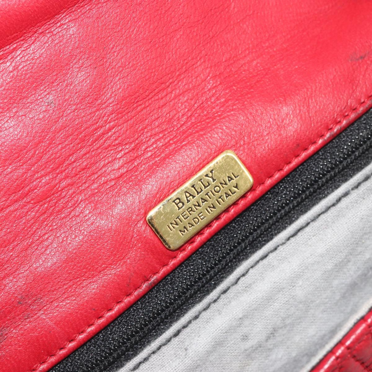BALLY Chain Shoulder Bag Leather Red Gold Auth 195012