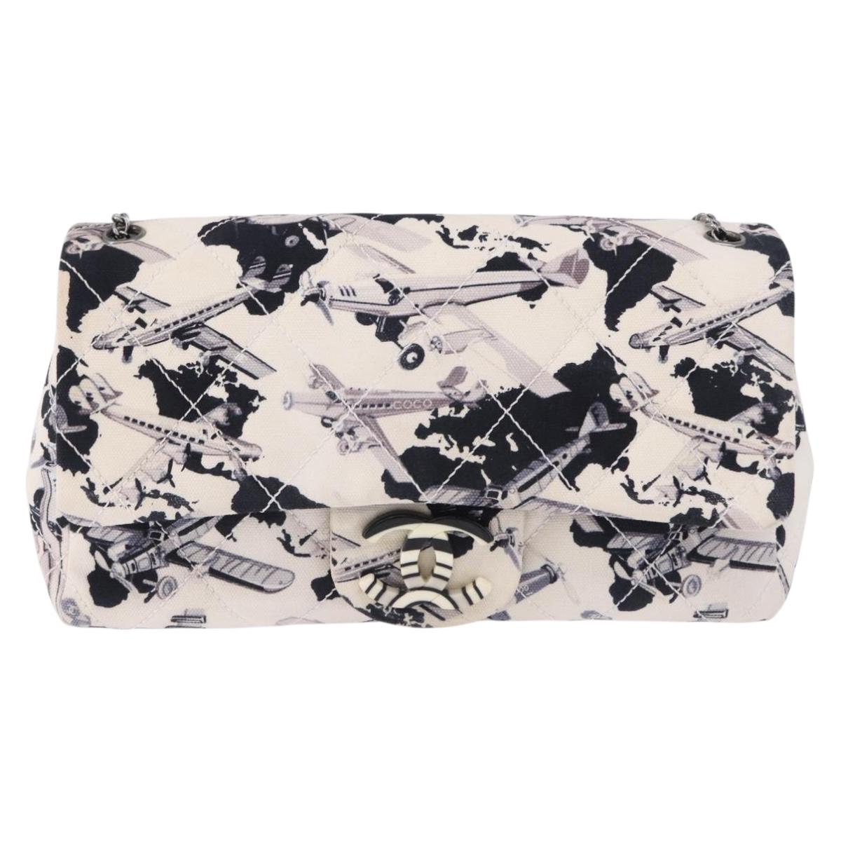 CHANEL Matelasse 25 Airline Shoulder Bag Canvas White Silver CC Auth 195026SAM