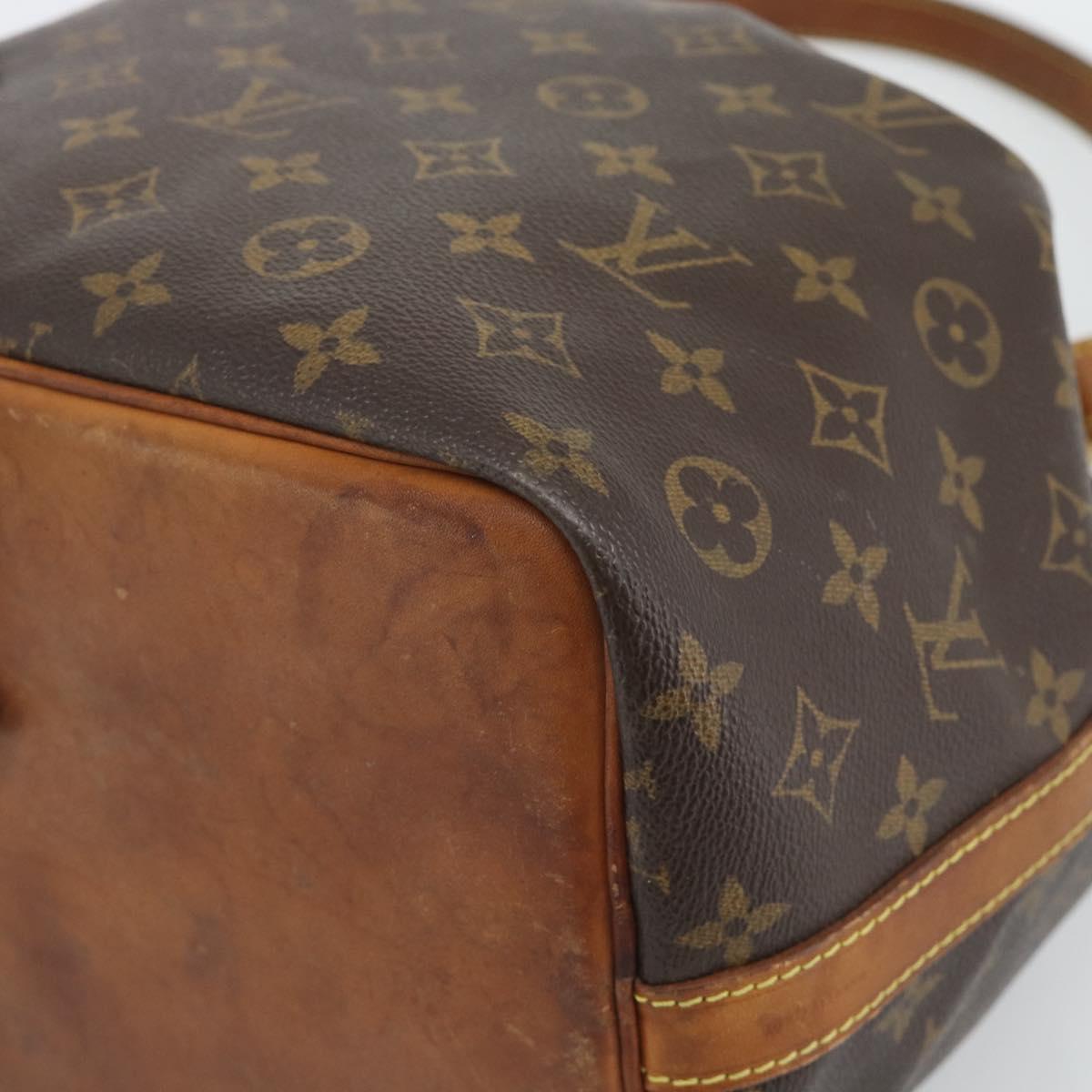 LOUIS VUITTON Monogram Petit Noe Shoulder Bag M42226 LV Auth 195050