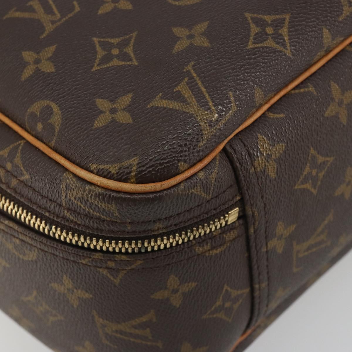 LOUIS VUITTON Monogram Excursion Hand Bag M41450 LV Auth 195052A
