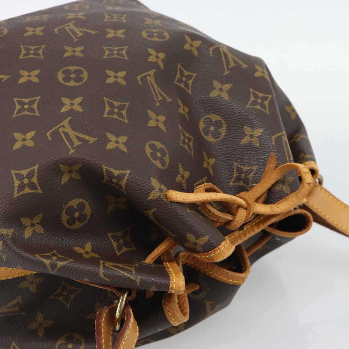 LOUIS VUITTON Monogram Petit Noe Shoulder Bag M42226 LV Auth 195084