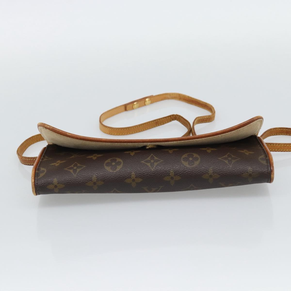 LOUIS VUITTON Monogram Pochette Twin GM Shoulder Bag M51852 LV Auth 195167