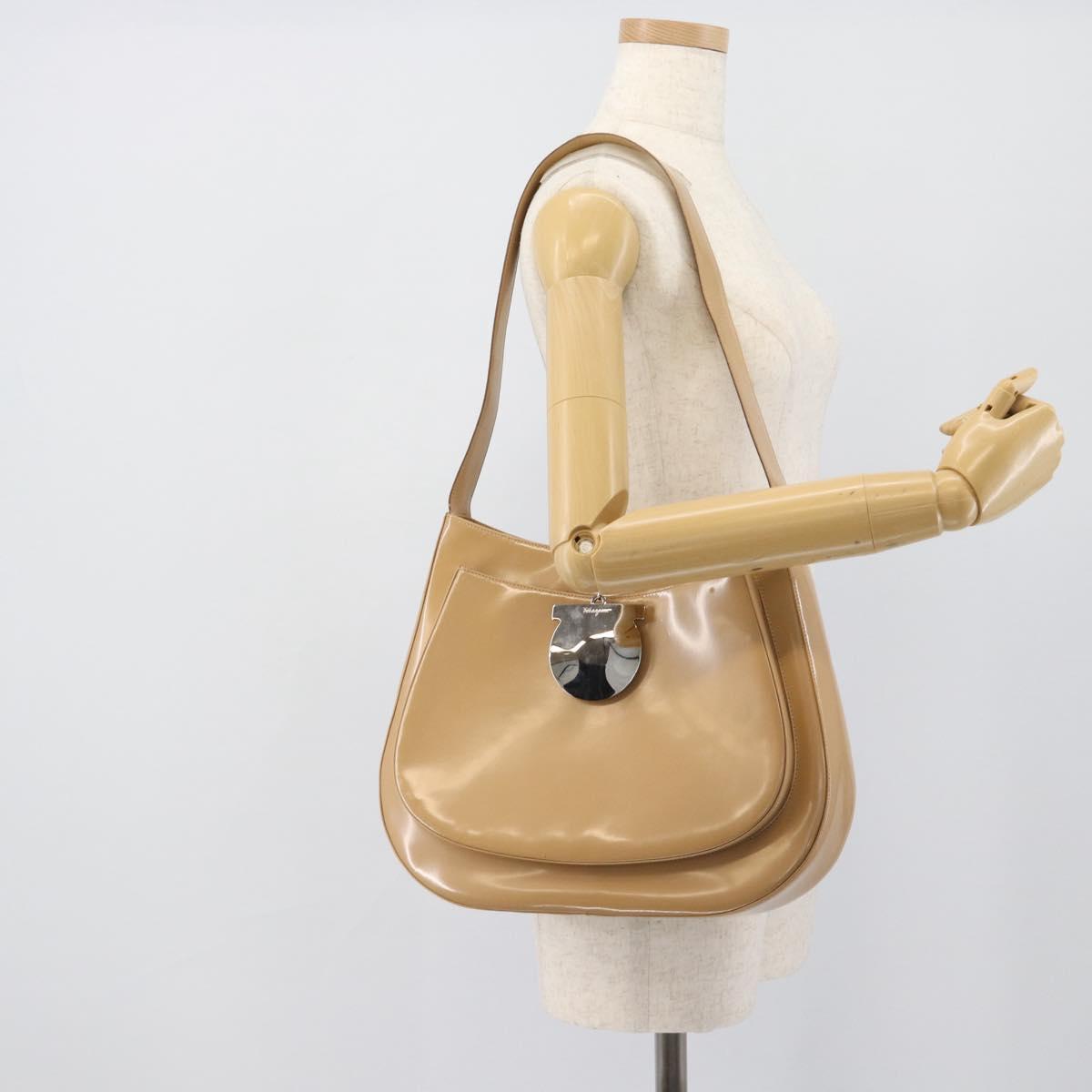 Salvatore Ferragamo Gancini Shoulder Bag Patent Leather Beige Silver Auth 195268