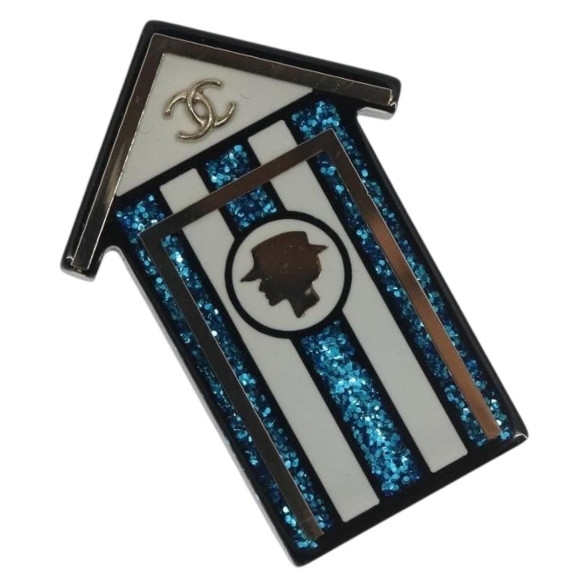 CHANEL Brooch plastic Blue CC Auth 195313M