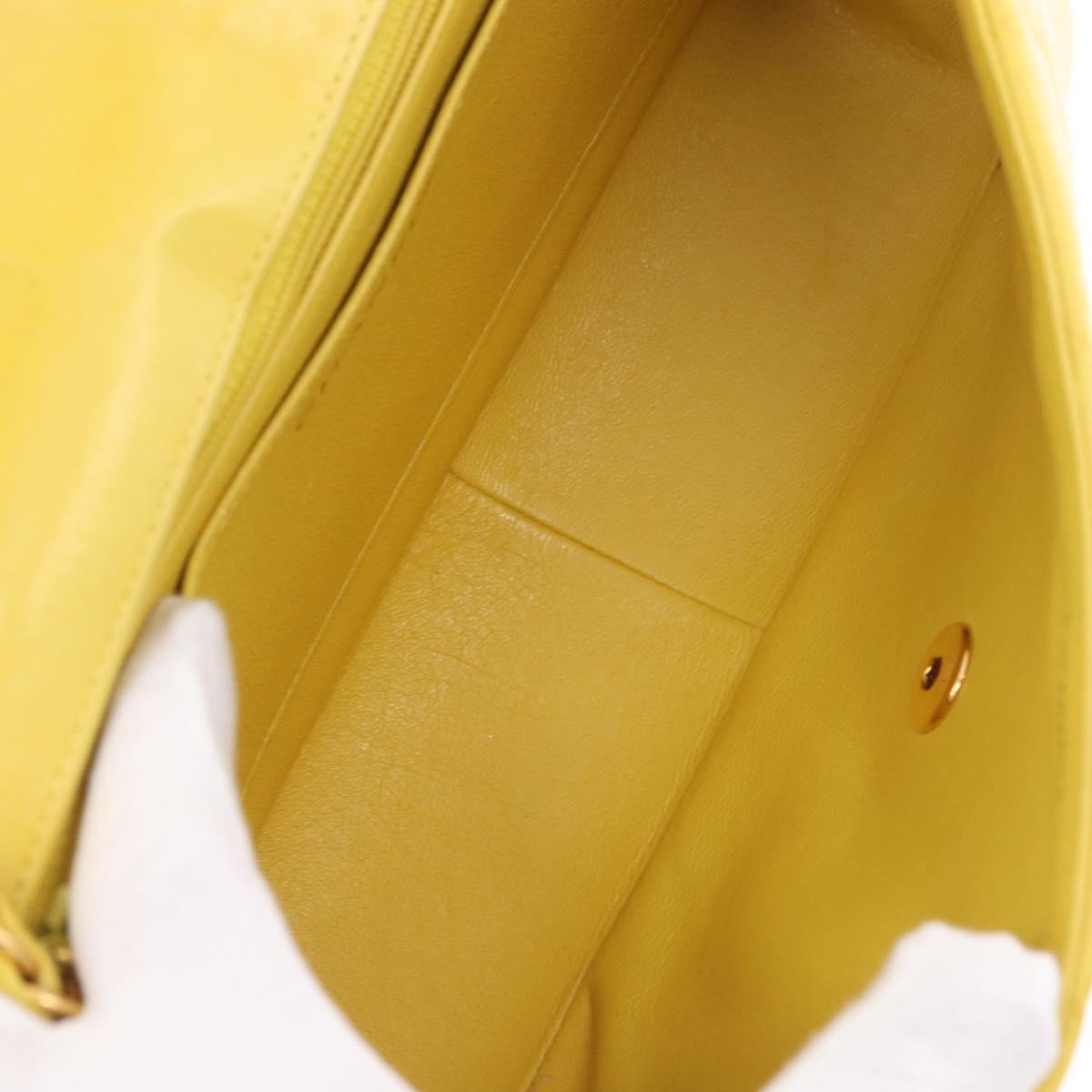 CHANEL Matelasse Chain Shoulder Bag Lamb Skin Yellow Gold Tone CC Auth 195325V