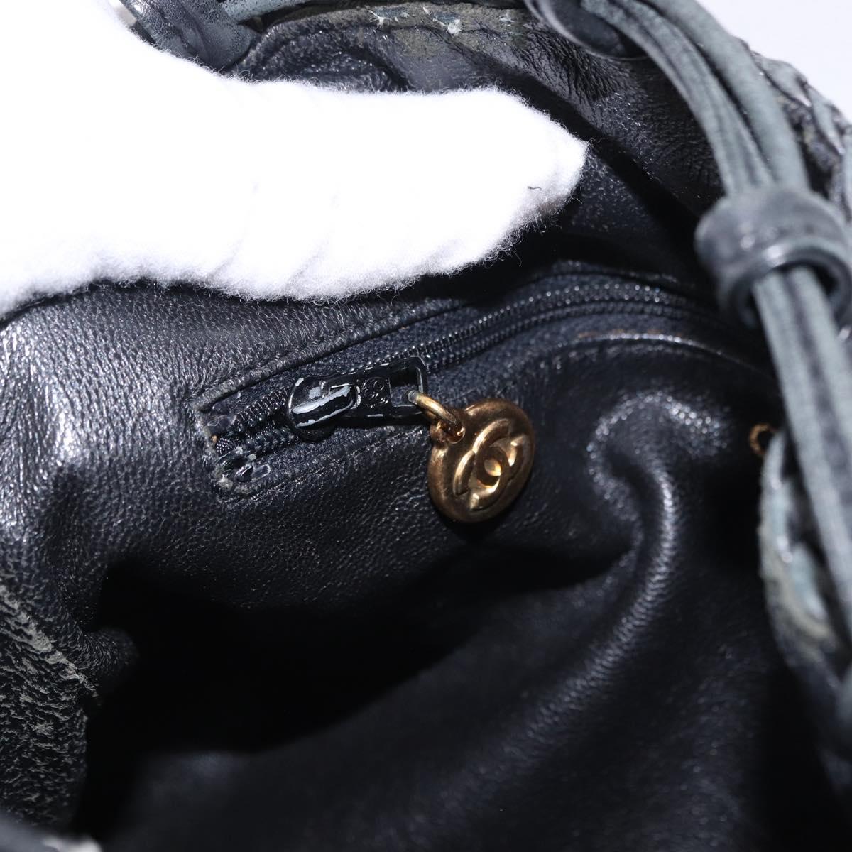 CHANEL Shoulder Bag Leather Black CC Auth 195326
