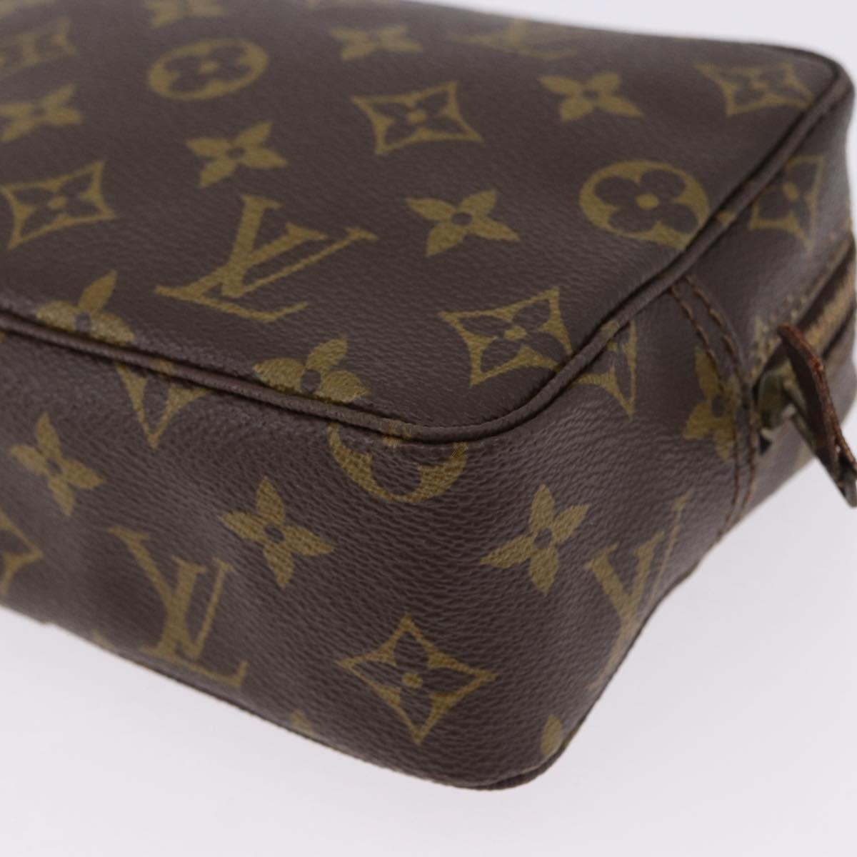 LOUIS VUITTON Monogram Trousse Toilette 18 Pouch M47526 LV Auth 195387A