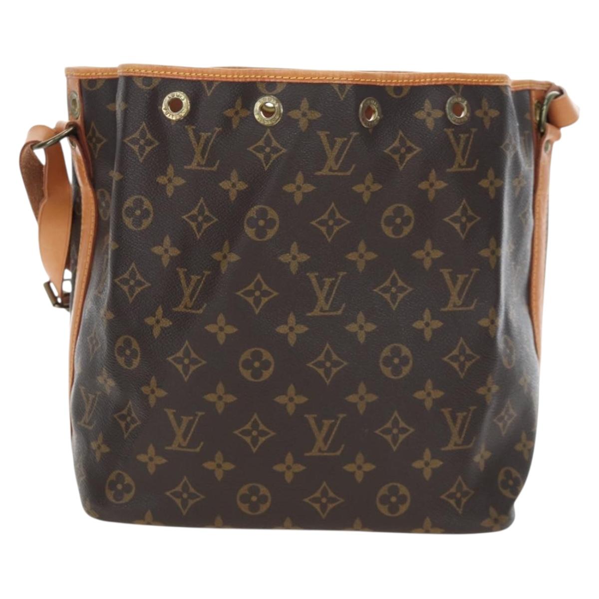 LOUIS VUITTON Monogram Petit Noe Shoulder Bag M42226 LV Auth 195409V