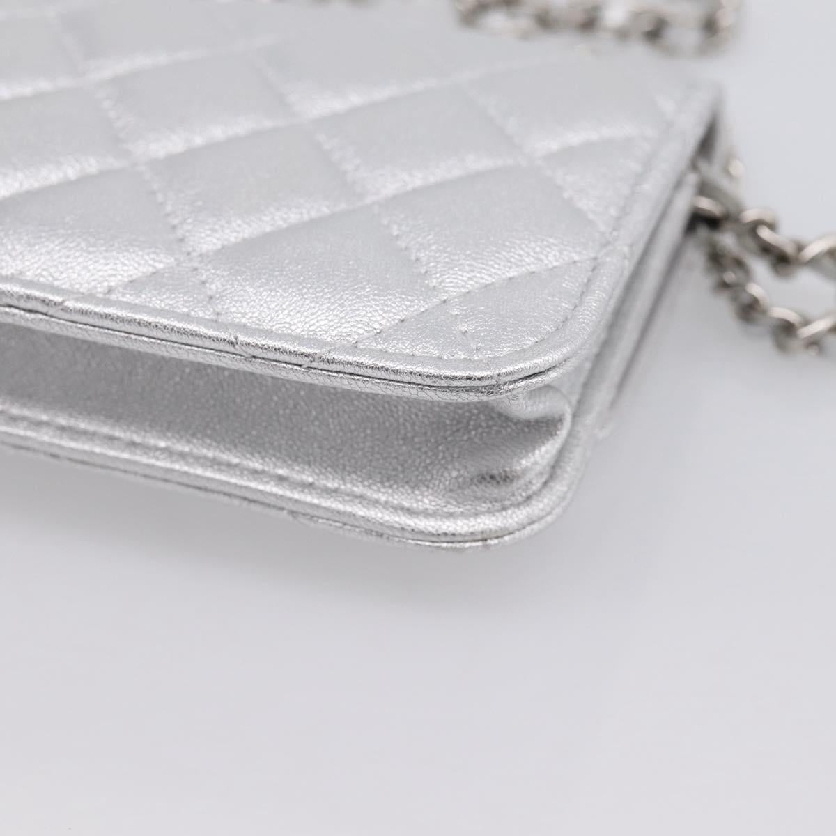 CHANEL Chain Shoulder Pouch Matelasse Leather Silver CC Auth 195507M