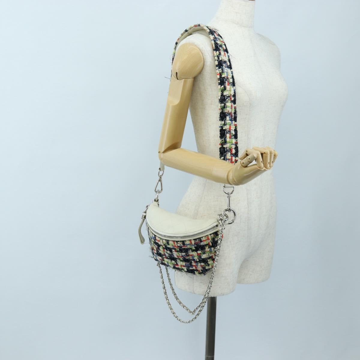 CHANEL Chain Matelasse Shoulder Bag tweed White Silver CC Auth 195515M